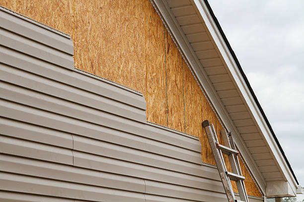 24/7 Emergency Siding experts in Kingston, IL